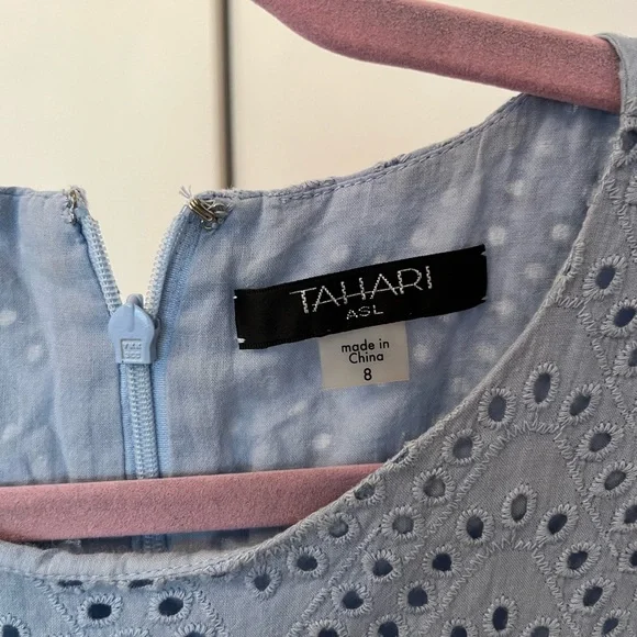 RSP $225 Tahari ASL Sabina Dress size 8 light blue - Picture 2 of 5